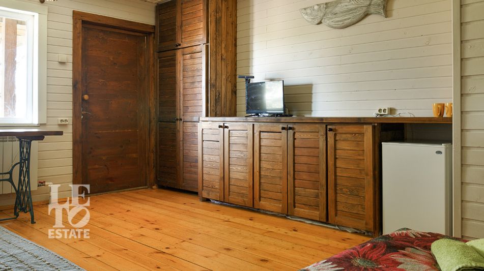 База отдыха на озере Селигер