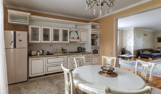 Просторный дом на Рублевке