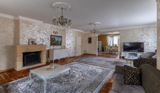 Просторный дом на Рублевке