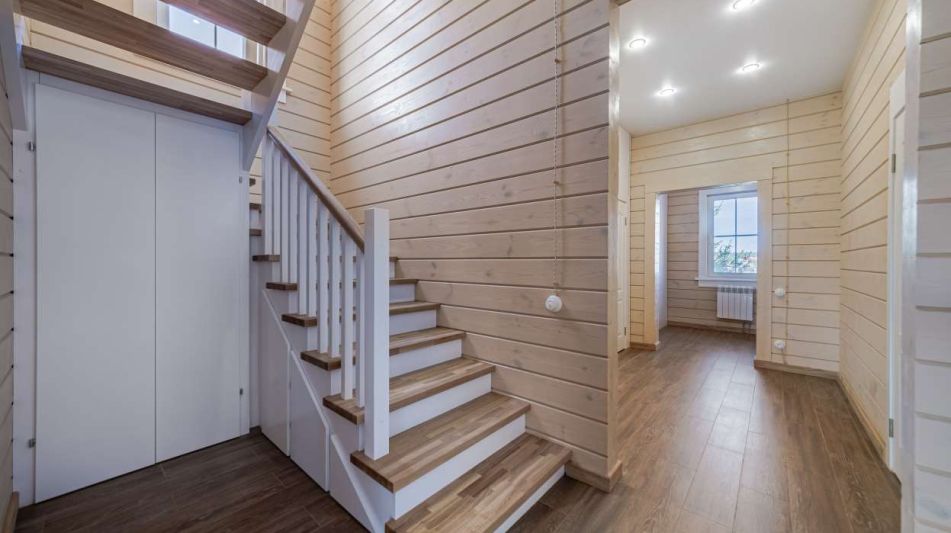 Деревянный дом в КП Павловы озера