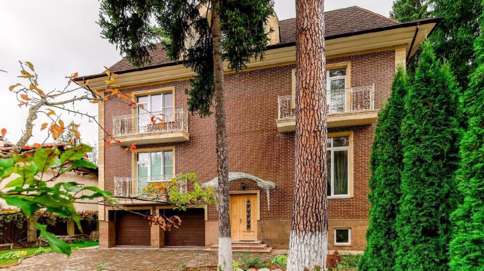 Просторный дом на Рублевке