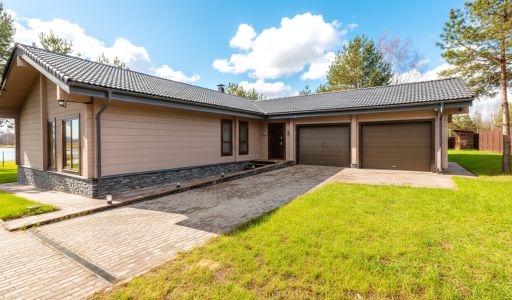 Дом первая линия Калязин