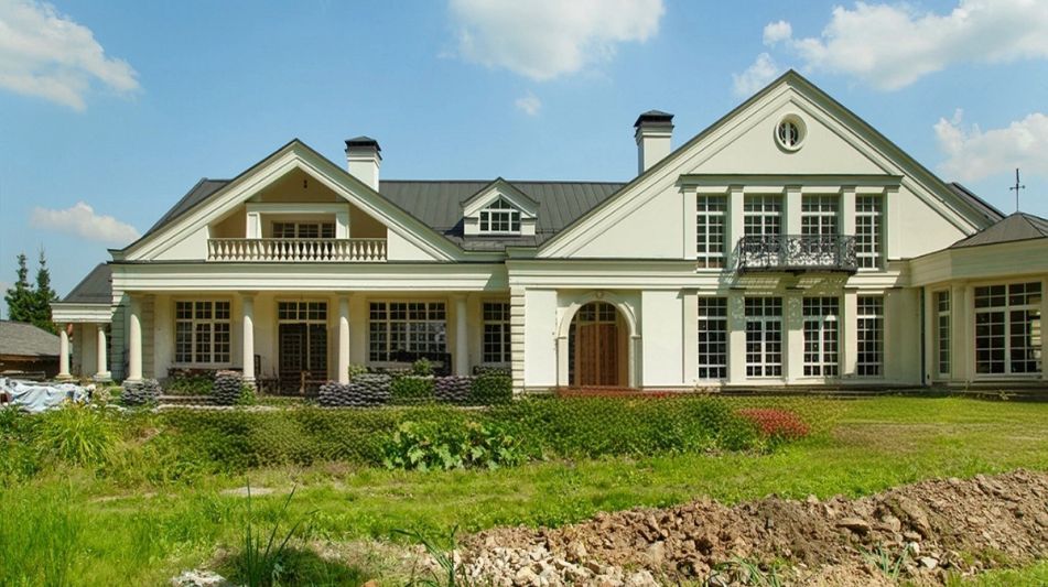 Дом у леса в поселке Риверсайд