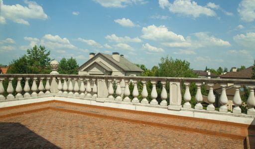 Дом у леса в поселке Риверсайд