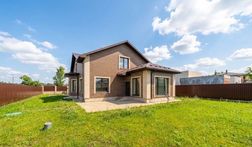 Дом White Box в Беляниново