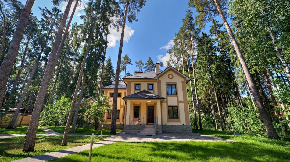 Дом с бассейном КП Никологорское