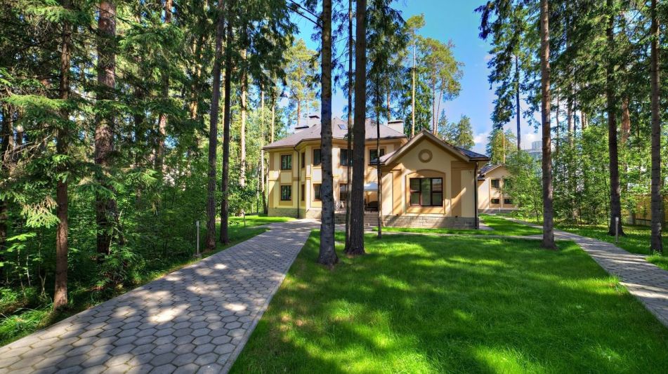 Дом с бассейном КП Никологорское