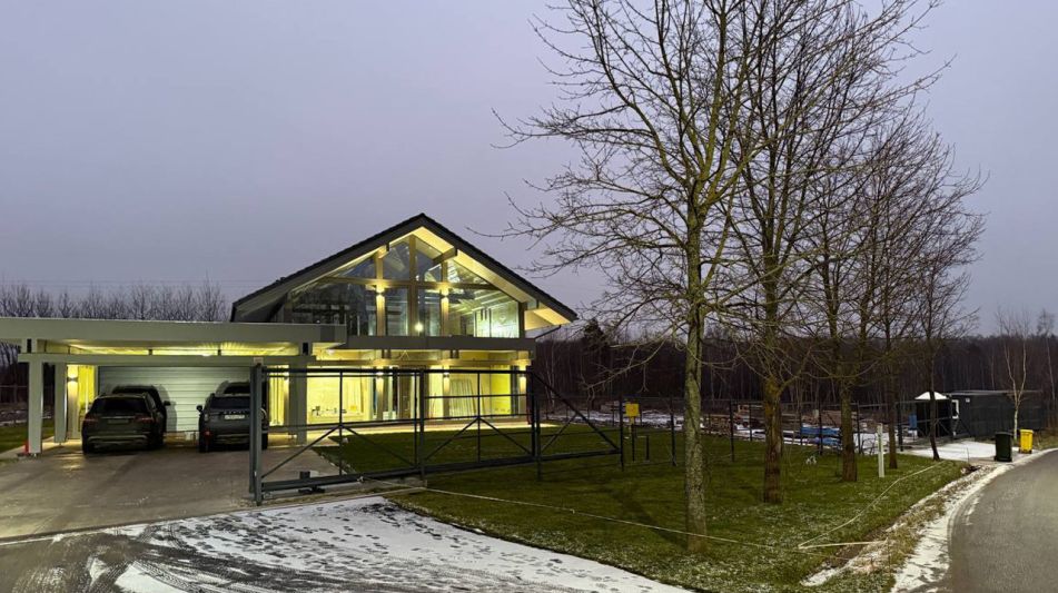 Новый дом под отделку в Лызлово