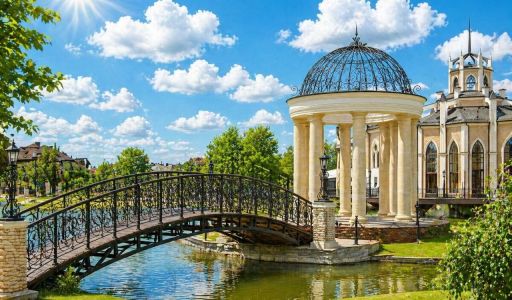 Дом с бассейном в КП Гринфилд