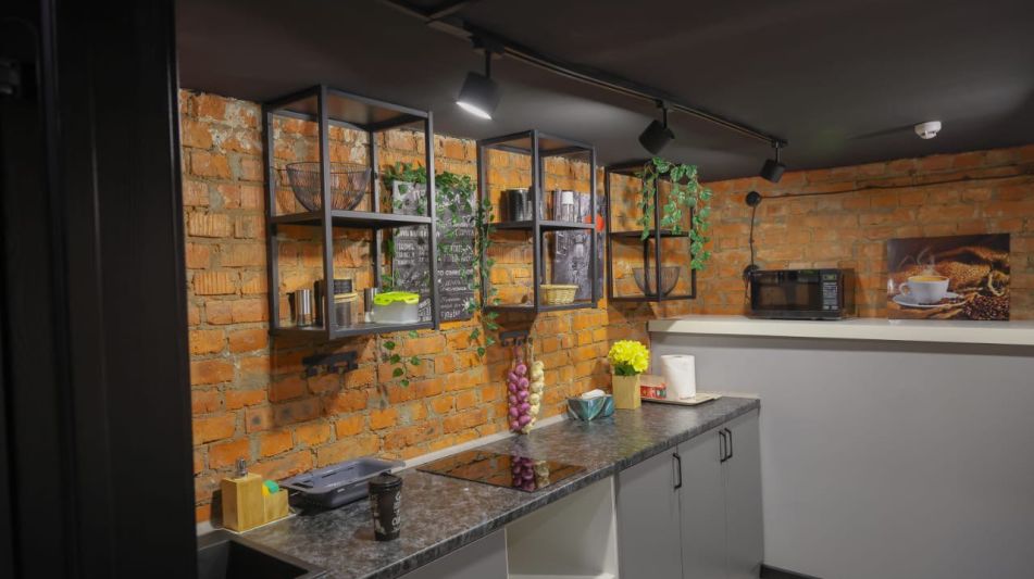 Готовый  бизнес на Кедрова