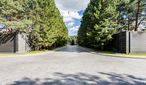 Никольский бульвар