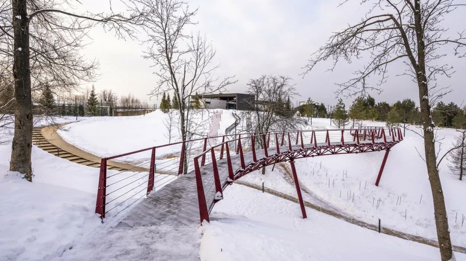 Участок в КП Кристал Форест