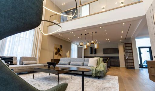 Дом с бассейном в КП Монтевиль