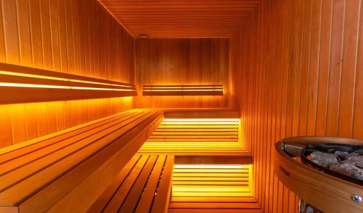 Дом с бассейном в КП Монтевиль