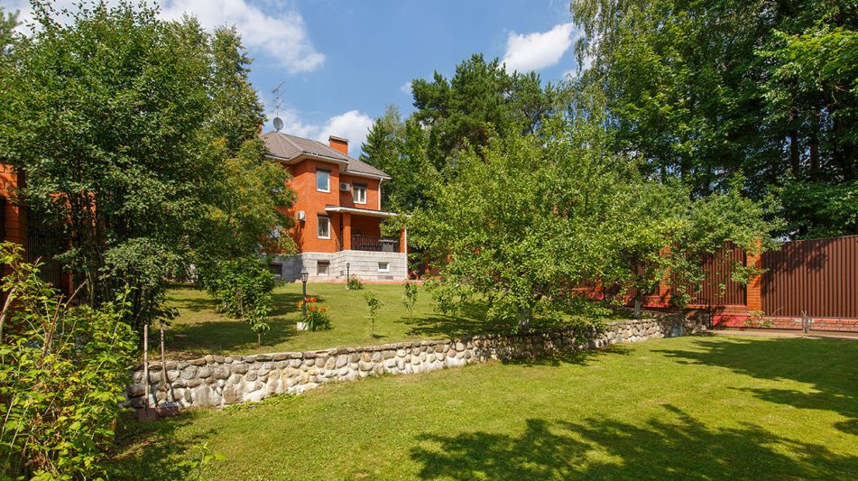 Дом с выходом к воде в Сорокино