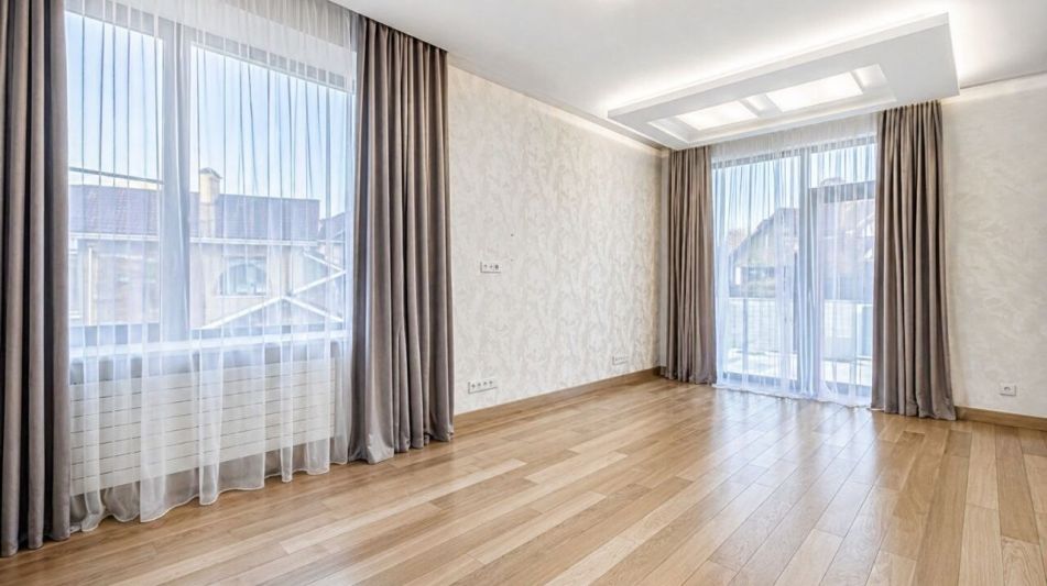 Дом с бассейном в КП Гринфилд