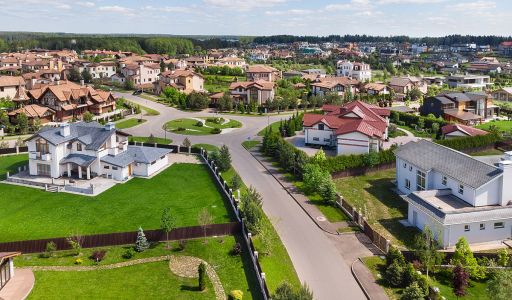 Дом с видом на озеро в КП Пестово