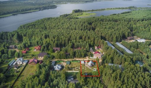 Дом на берегу Рыбинского водохранилища