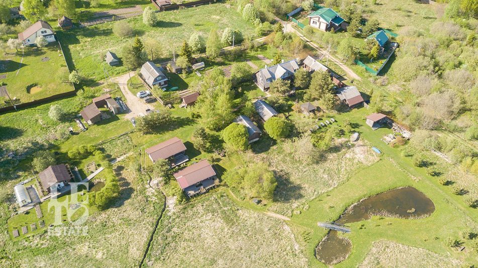 База отдыха на озере Селигер