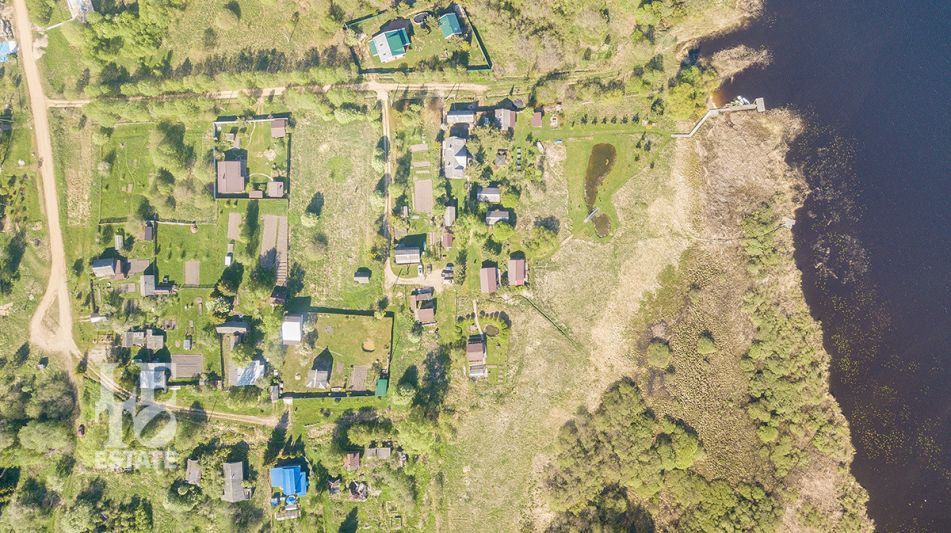 База отдыха на озере Селигер