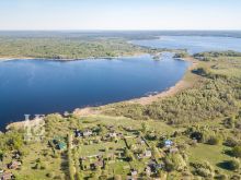 База отдыха на озере Селигер