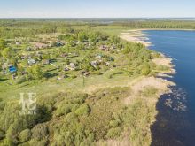 База отдыха на озере Селигер