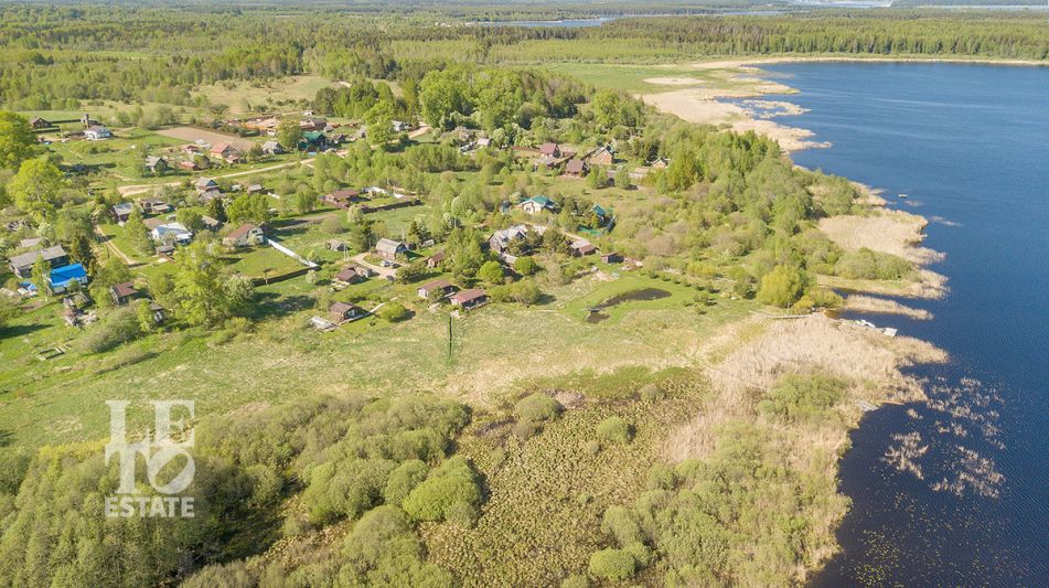 База отдыха на озере Селигер