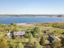 База отдыха на озере Селигер