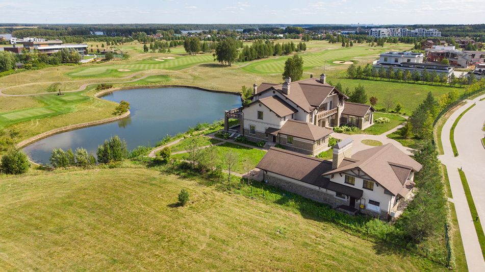 Дом в поселке Гольф-клуб Пестово