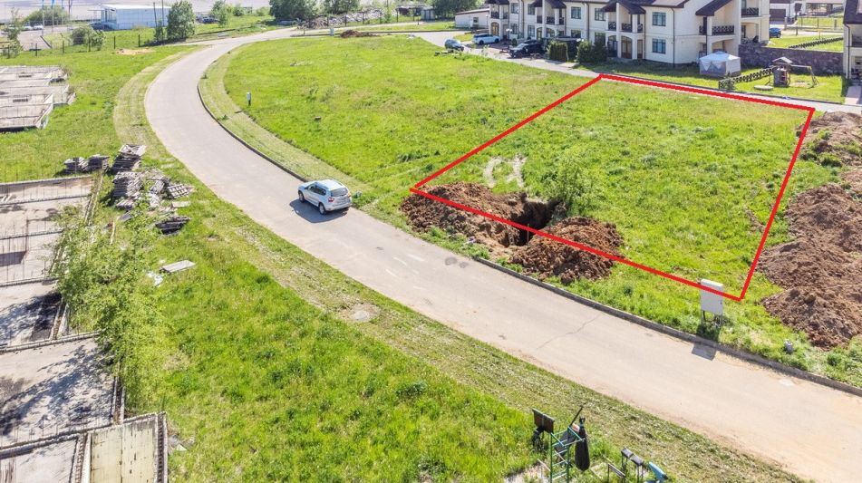 Участок в КП Сорочаны