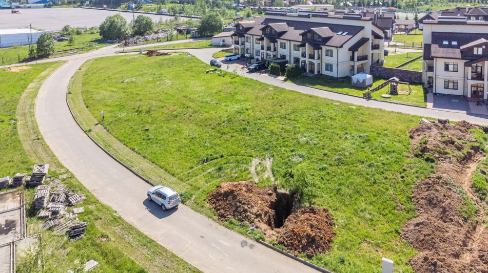 Участок в КП Сорочаны