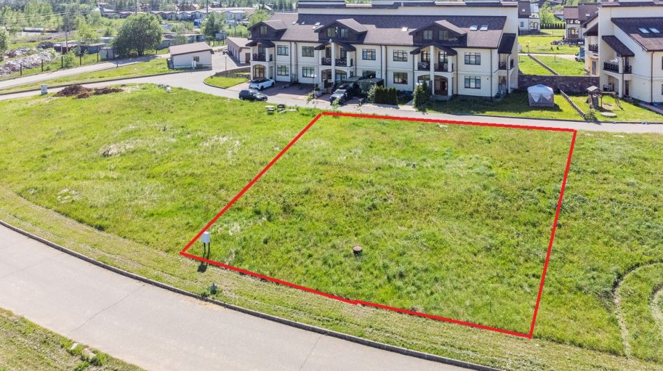 Участок в КП Сорочаны