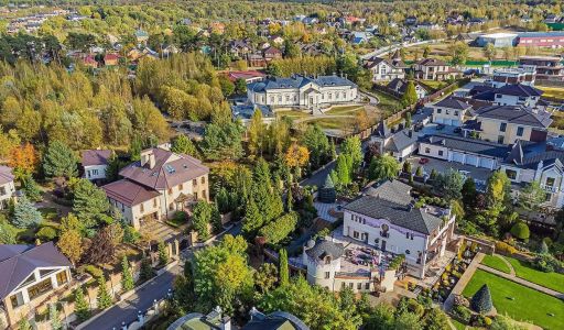 Дом в Усадьбе Подушкинского парка