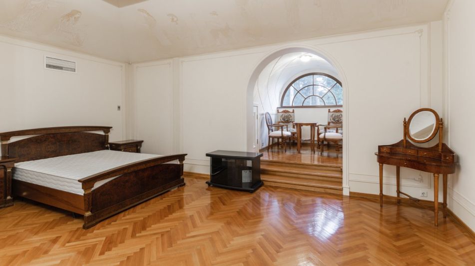 Классический особняк в Николино