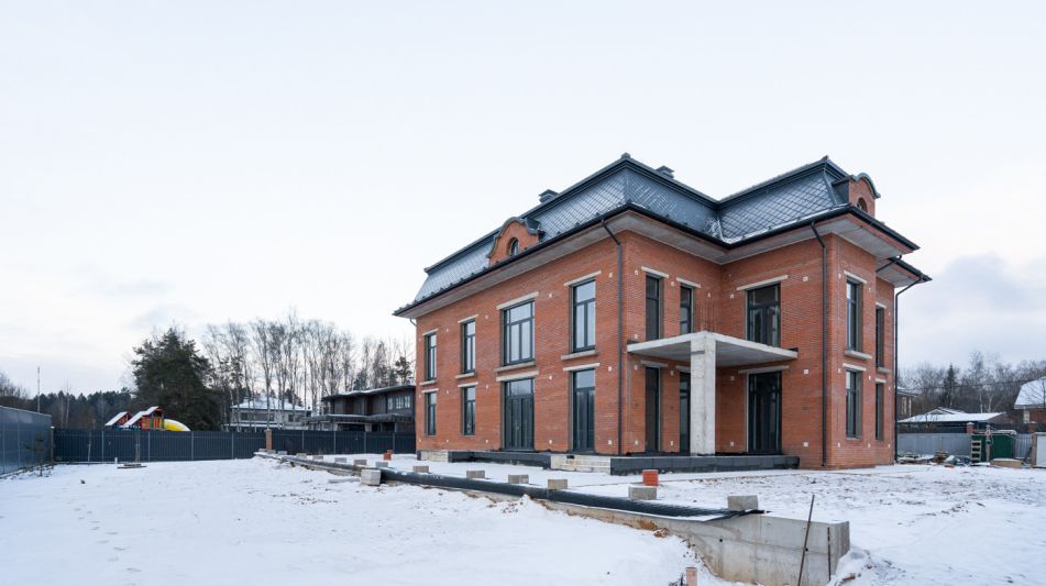 Дом под отделку в КП Рожновка