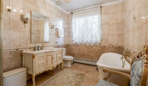 Дом с бассейном в КП Княжье озеро