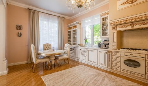 Дом с бассейном в КП Княжье озеро