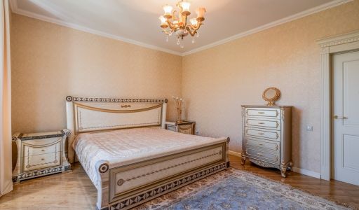 Дом с бассейном в КП Княжье озеро