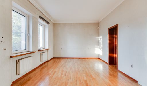 Дом с отделкой в КП Береста