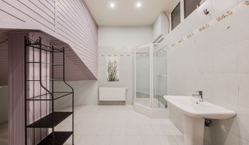 Дом с отделкой в КП Береста