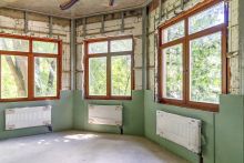 Дом у озера и парка в КП Довиль