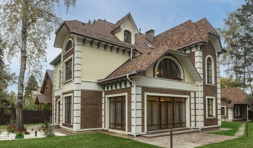 Уютный дом у леса в Опалихе