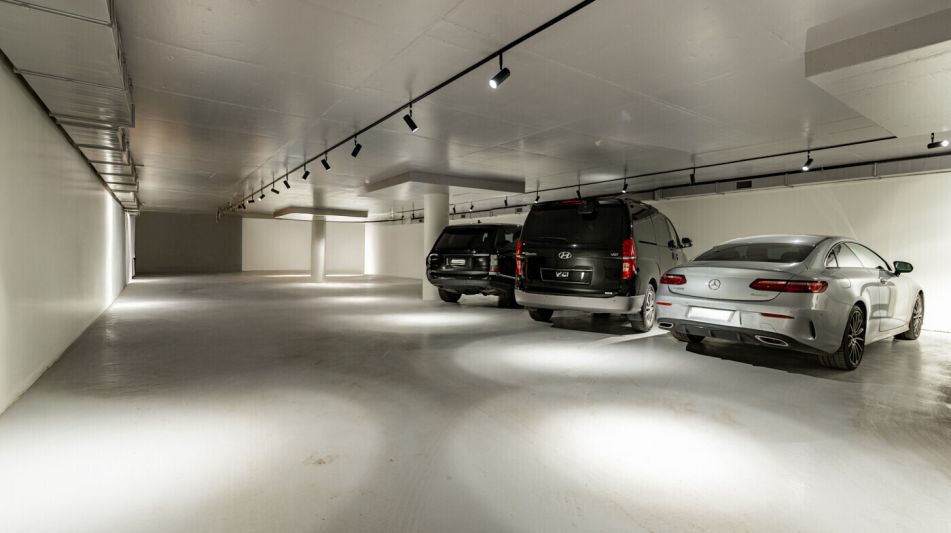 Дом с бассейном в КП ПаркВилл