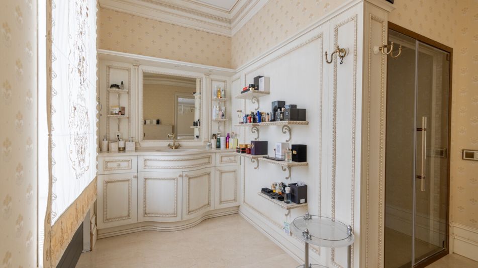 Дом с бассейном в КП ПаркВилл