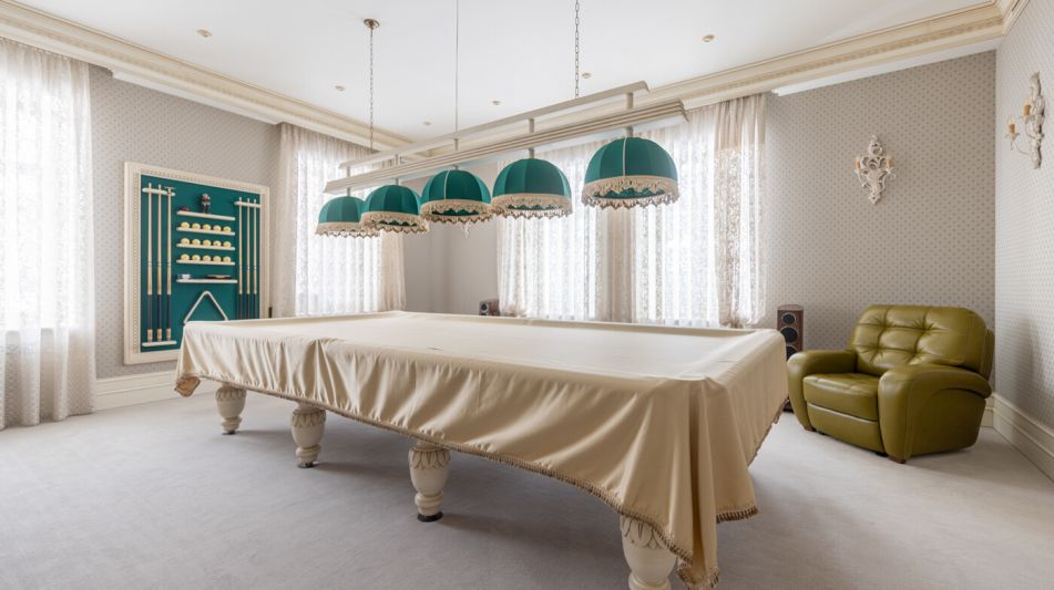 Дом с бассейном в КП ПаркВилл