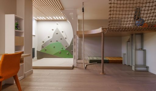 Дизайнерский дом в поселке Величъ