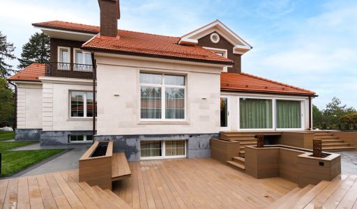 Дизайнерский дом в поселке Величъ