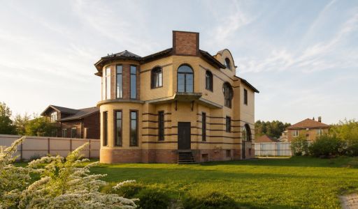 Дом в Лосиноостровских усадьбах