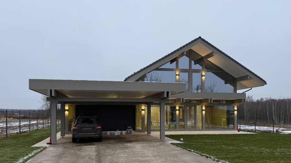 Новый дом под отделку в Лызлово