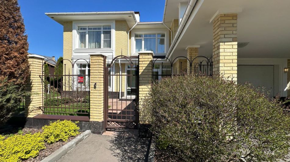 Дом в Лосиноостровских усадьбах